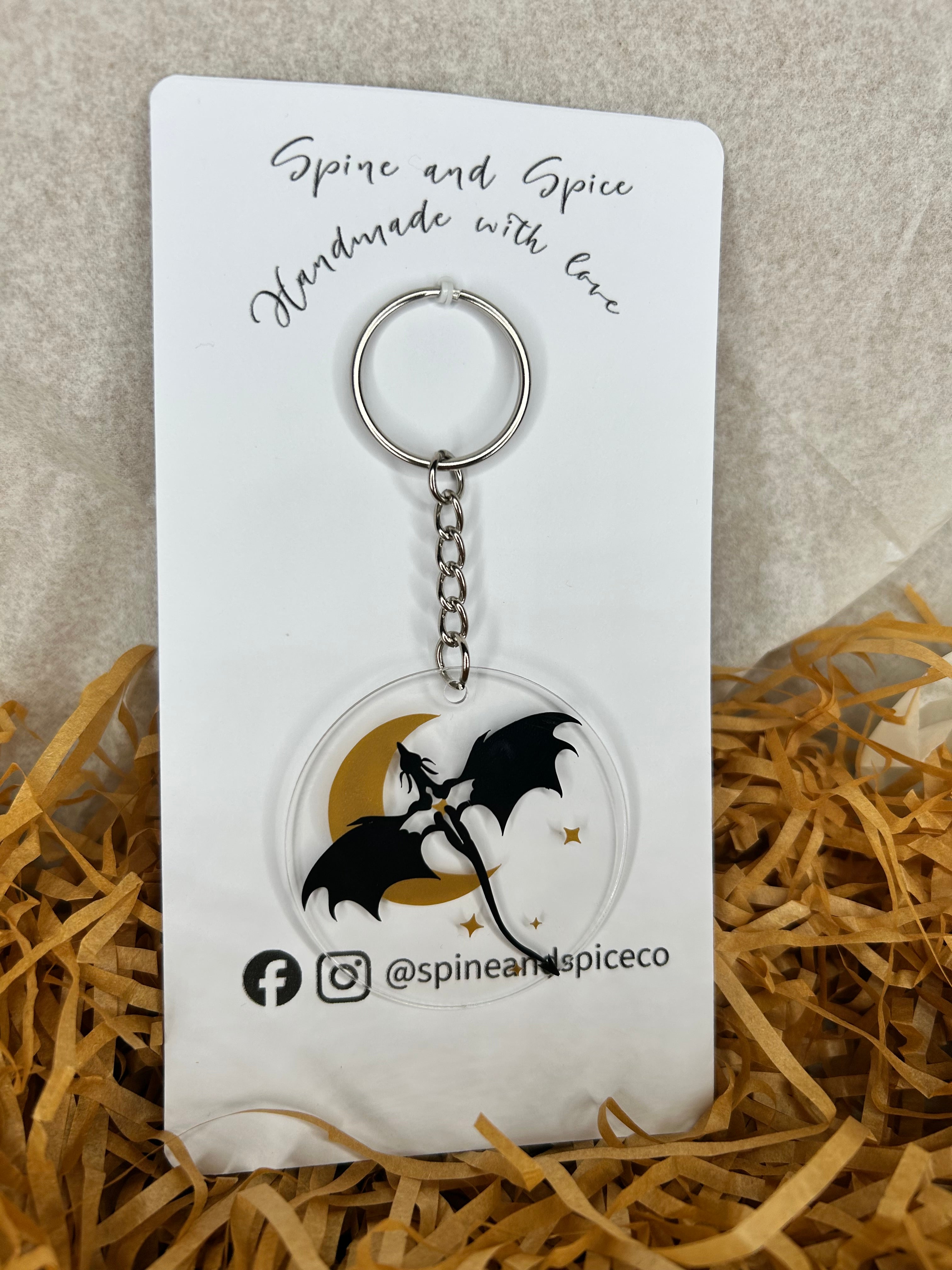 Bookish keychain - dragon