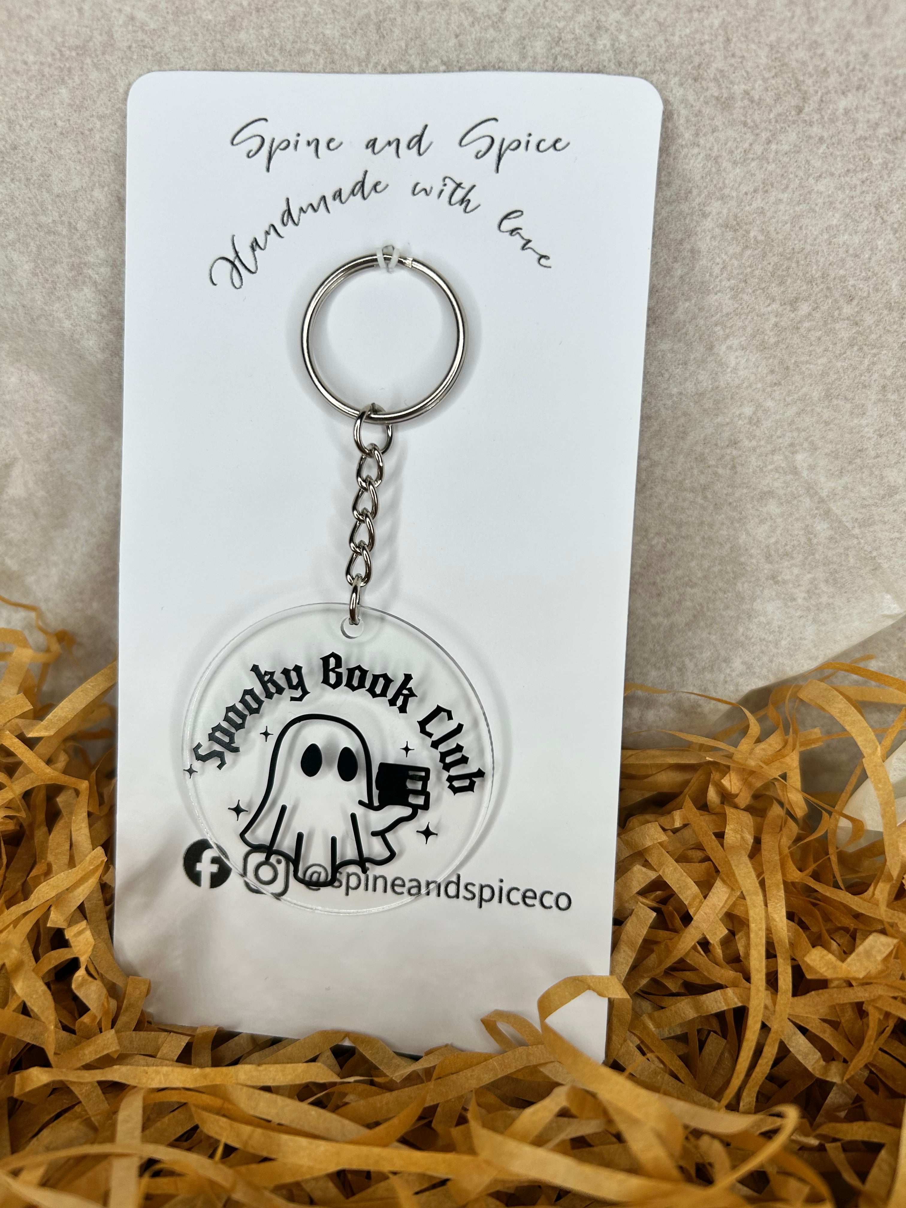 Bookish keychain - spooky book club